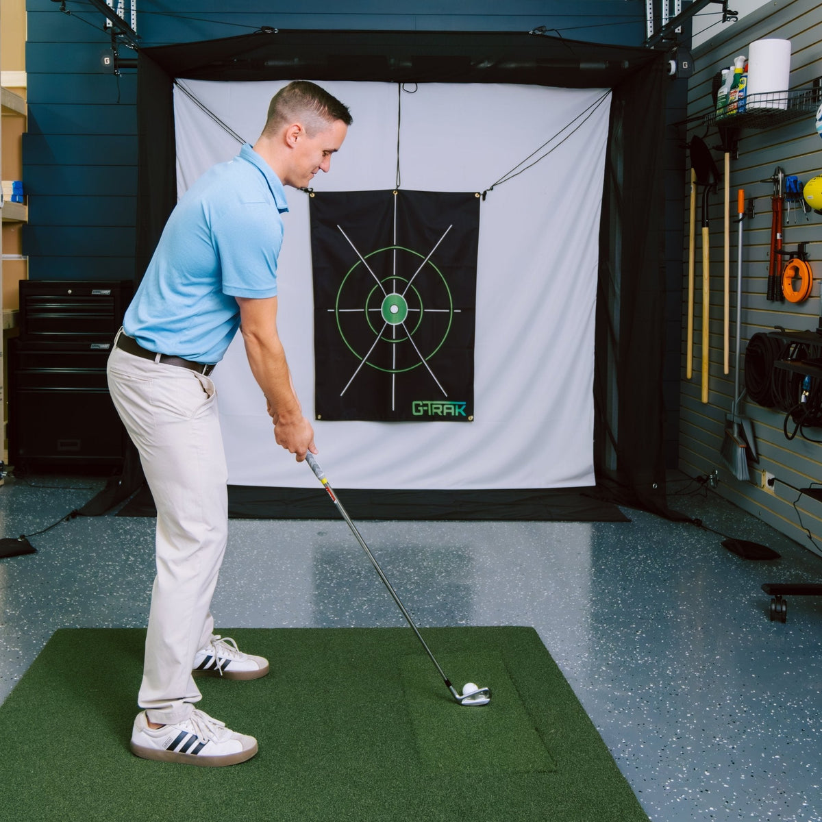 Golf Target Screen G-TRAK Retractable Golf Simulator Target – Cabana Golf